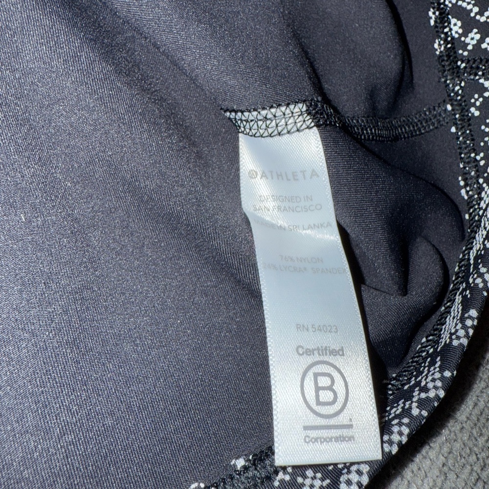 Athleta Viper Midi Tank Top Black Snake Print Reflective Size Medium Python - Picture 5 of 5